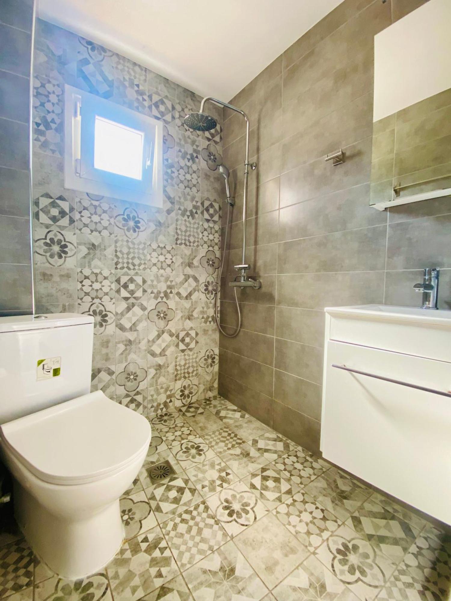 Elegant Studio In The Center Of City. Thessaloníki Luaran gambar